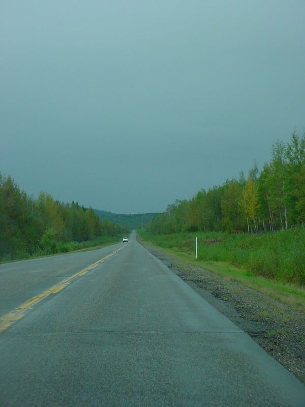 DSC00154.JPG (600x800) 44.00KB Road to Hudsons Hope