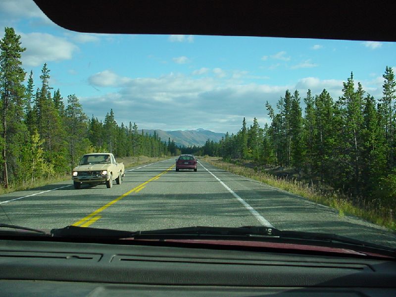 DSC00238.JPG (800x600) 85.70KB going to Carcross
