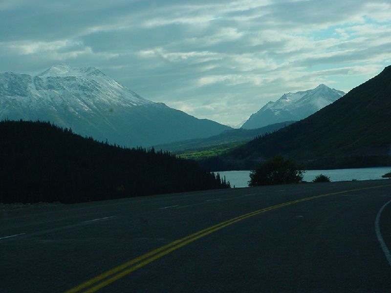 DSC00260.JPG (800x600) 43.57KB between Carcross and Skagway
