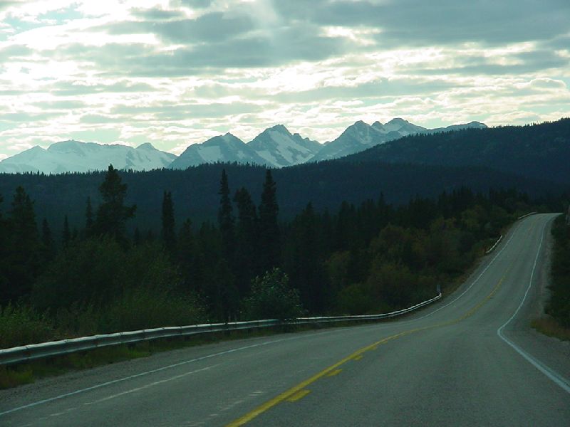 DSC00269.JPG (800x600) 56.38KB between Carcross and Skagway