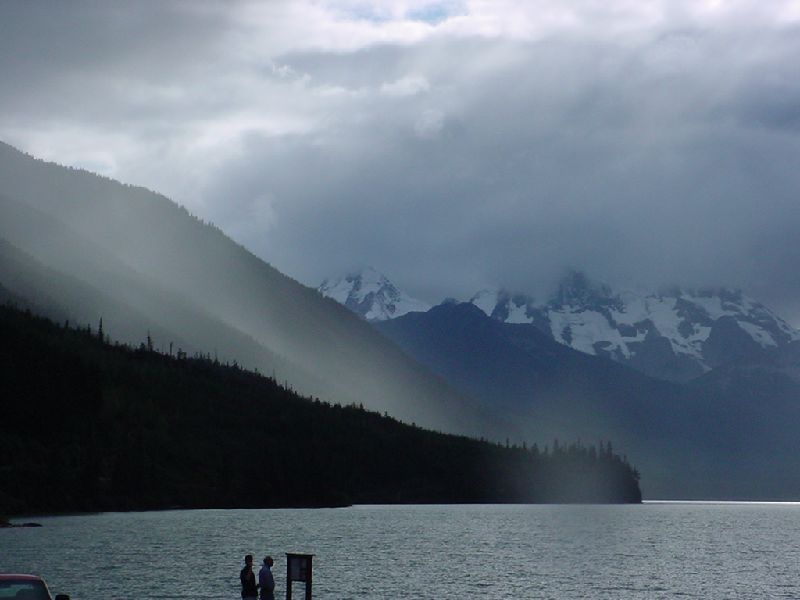 DSC00379.JPG (800x600) 41.39KB along Duffey Lake Rd