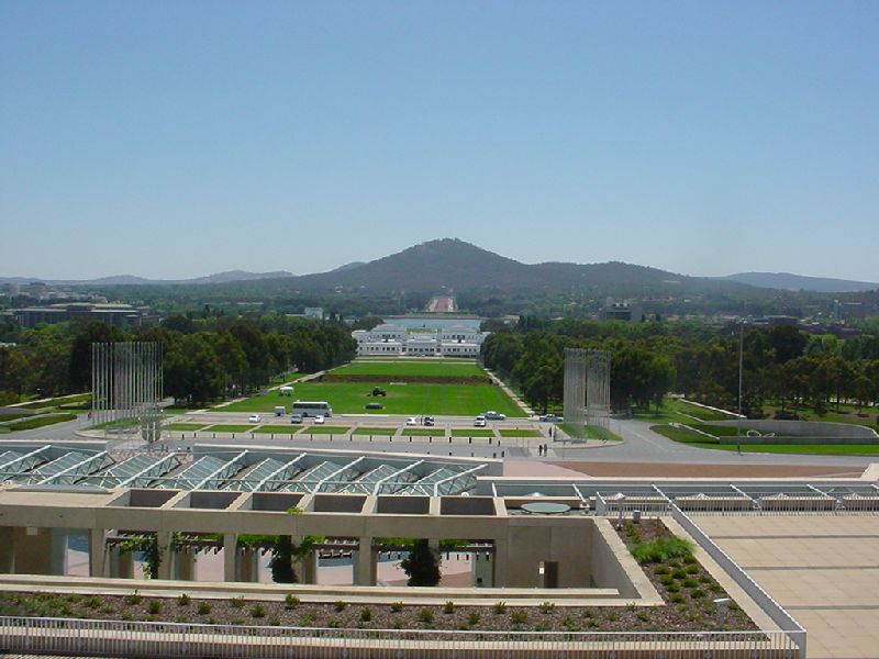 15-CanberraViewFromParliament.JPG (800x600) 74.13KB Canberra View From Parliament