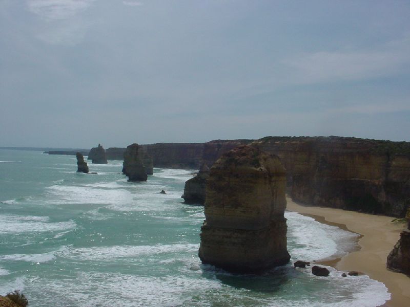 34-GreatOceanRoadTwelveApostles.JPG (800x600) 49.49KB Great Ocean Road Twelve Apostles