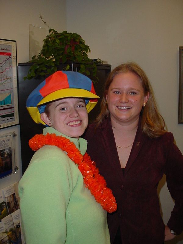 00_JippyGillianAtWork.JPG (600x800) 57.11KB Jippy and Gillian At Work