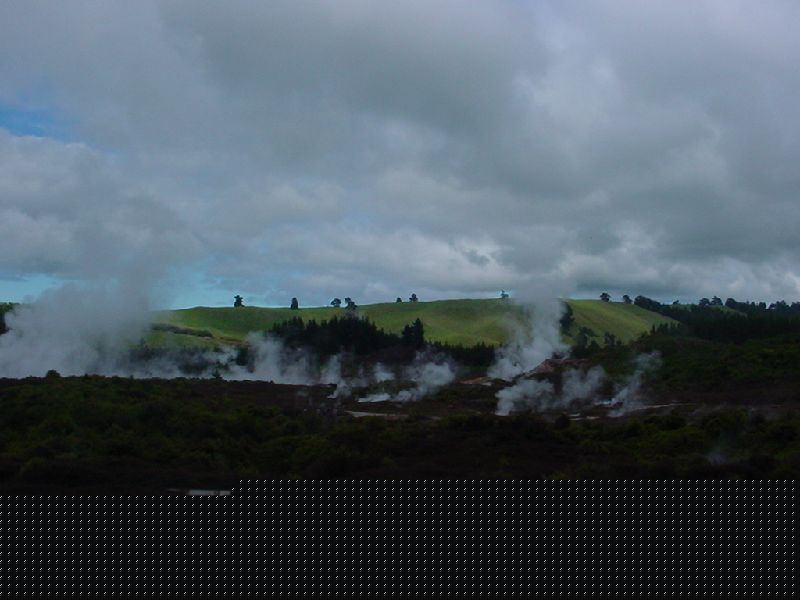 09-TaupoCratersOfTheMoon.JPG (600x800) 26.65KB 9 - Taupo Craters Of The Moon