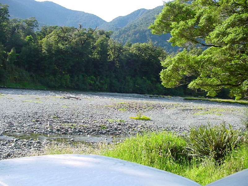 66-RiversideCampsite.JPG (800x600) 152.08KB 66 - Riverside Campsite