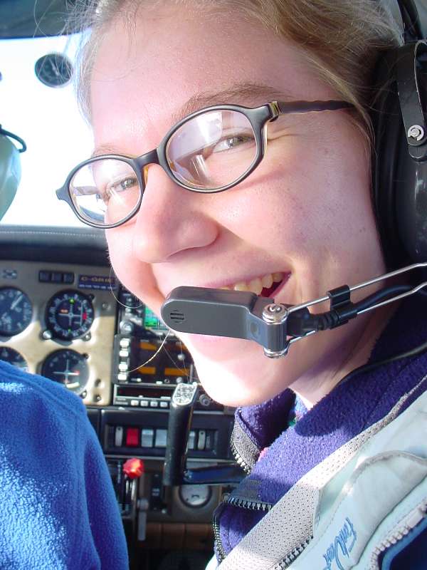 DSC00015.JPG (600x800) 59.55KB co-pilot Anna