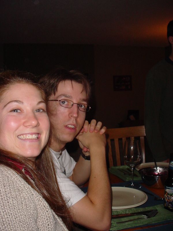 16_SpridieAndMoReady.JPG (600x800) 57.91KB Spridie and Mo ready for some big Turkey eating