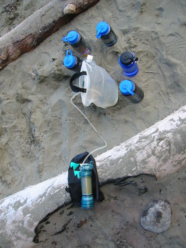 019_WaterPumpAndBottles.JPG (600x800) 111.28KB Water pump and bottles